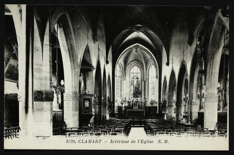 Carte postale ancienne Intérieur de l'Eglise à Clamart
