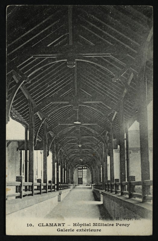 Carte postale ancienne Hôpital militaire Percy - Galerie extérieure à Clamart