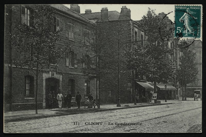 Carte postale ancienne La Gendarmerie à Clichy