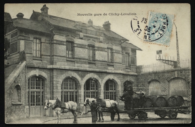 Carte postale ancienne Nouvelle gare de Clichy-Levallois à Levallois-Perret