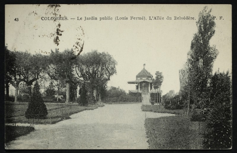 Carte postale ancienne Le Jardin public (Louis Fermé). L'Allée du Belvédère à Colombes