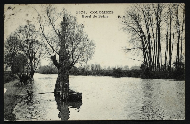 Carte postale ancienne Bords de Seine à Colombes