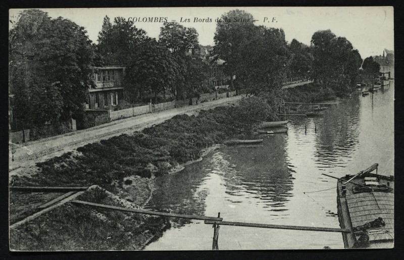 Carte postale ancienne Les Bords de la Seine à Colombes