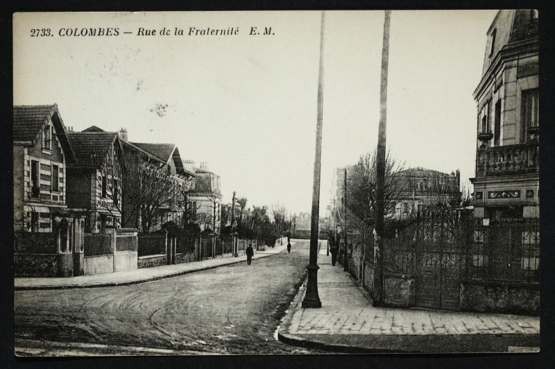 Carte postale ancienne Rue de la Fraternité à Colombes