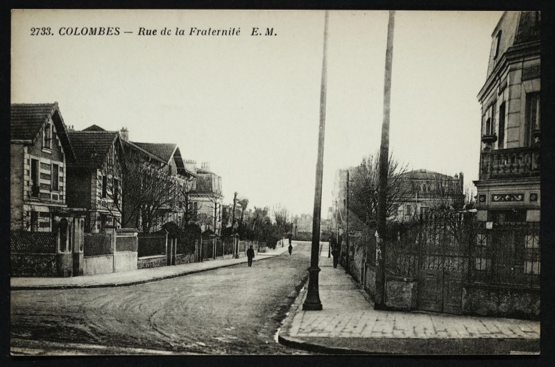 Carte postale ancienne Rue de la Fraternité à Colombes