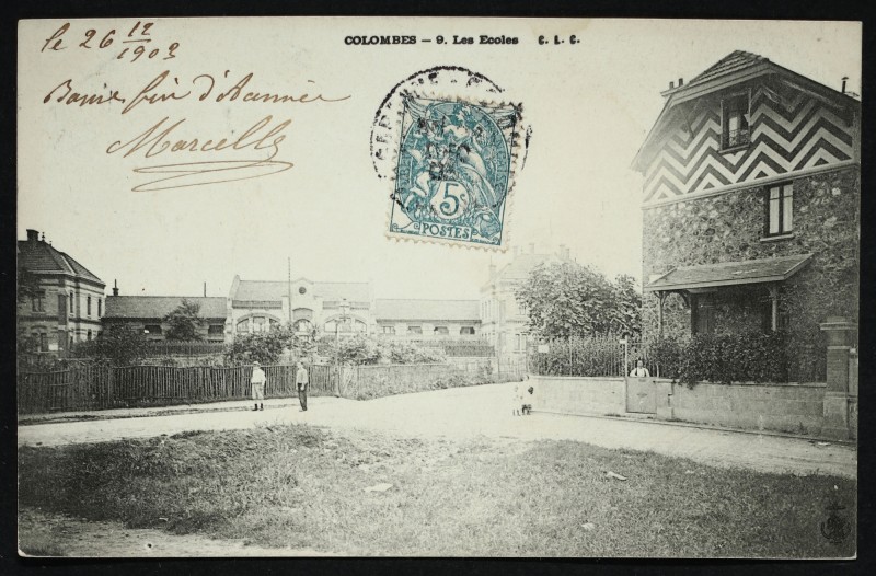 Carte postale ancienne Les Ecoles à Colombes