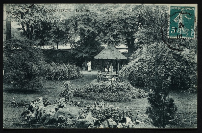 Carte postale ancienne Le Square à Courbevoie