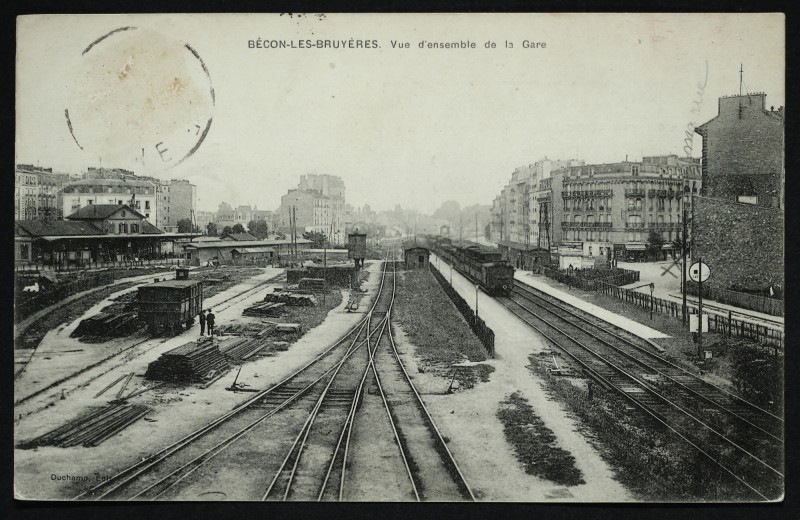 Carte postale ancienne Bécon-lès-Bruyères - Vue d'ensemble de la Gare à Asnières-sur-Seine