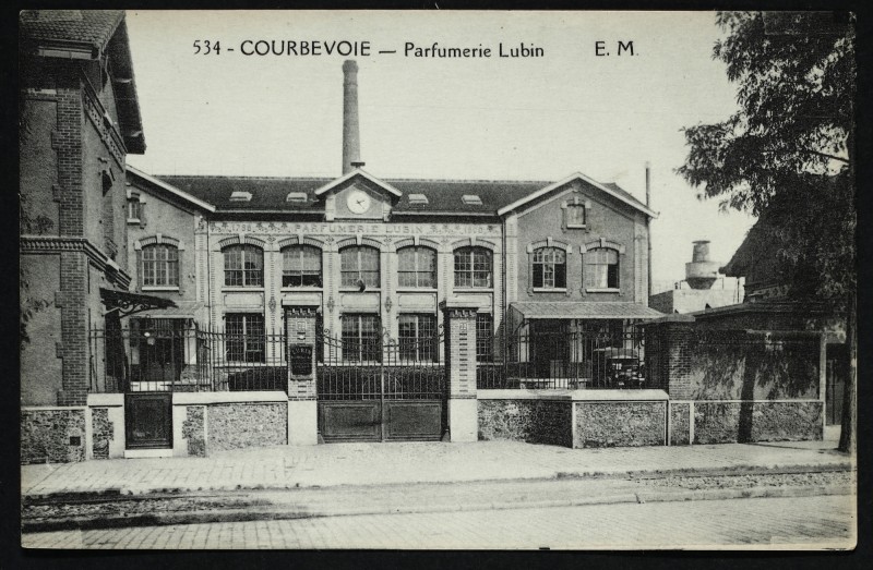 Carte postale ancienne Parfumerie Lubin à Courbevoie