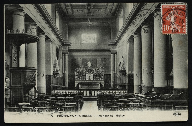 Carte postale ancienne Intérieure de l'Eglise à Fontenay-aux-Roses