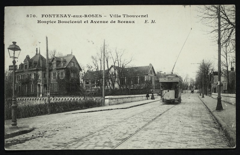 Carte postale ancienne Villa Thouvenel - Hospice Boucicaut et Avenue de Sceaux à Fontenay-aux-Roses