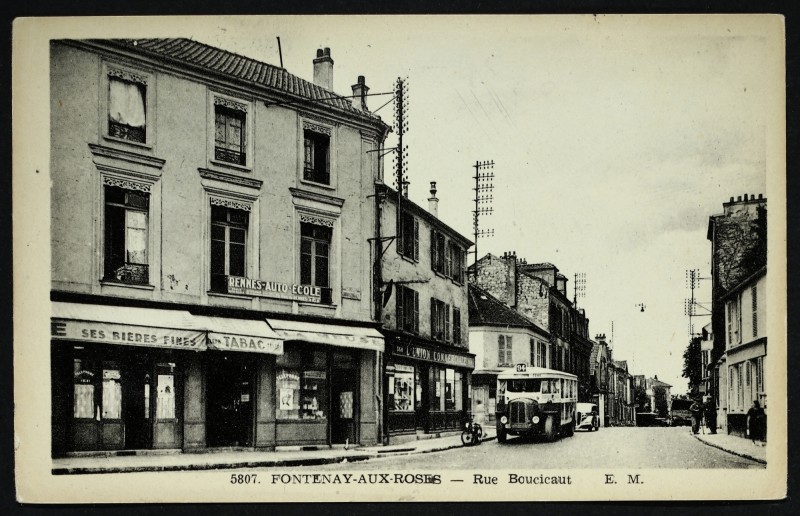 Carte postale ancienne Rue Boucicaut à Fontenay-aux-Roses
