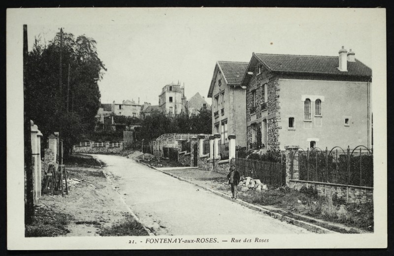 Carte postale ancienne Rue des Roses à Fontenay-aux-Roses