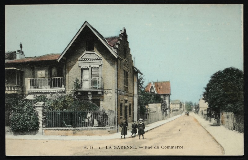 Carte postale ancienne Rue du Commerce à Colombes