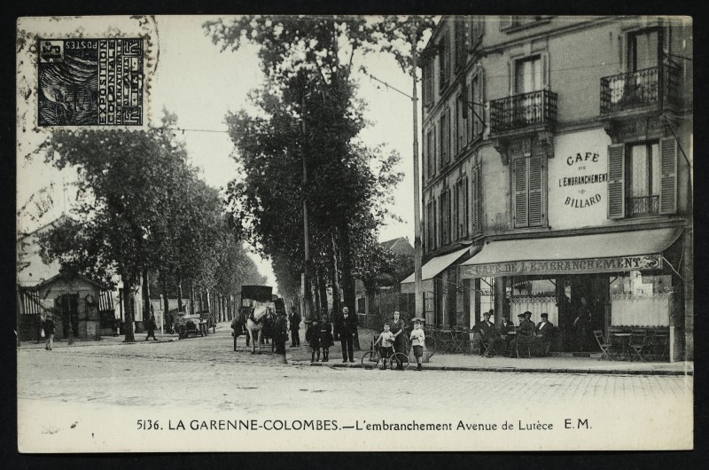 Carte postale ancienne L'embranchement Avenue de Lutèce à Courbevoie