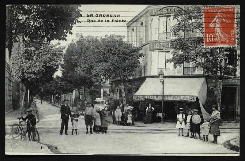 Carte postale ancienne Rue de la Pointe à La Garenne-Colombes