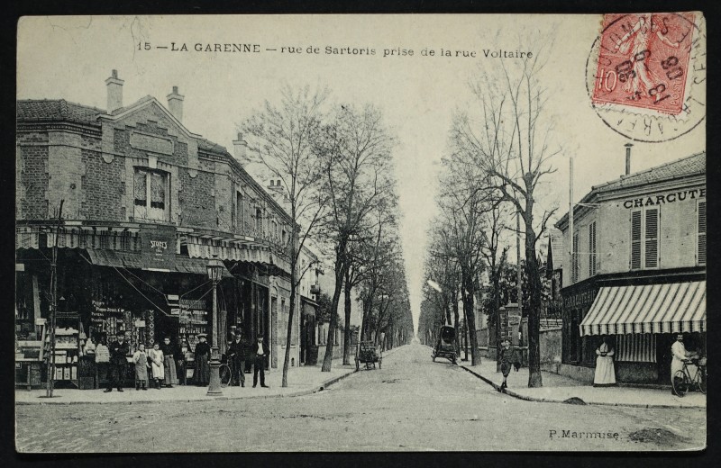Carte postale ancienne Rue de Sartoris prise de la rue Voltaire à La Garenne-Colombes