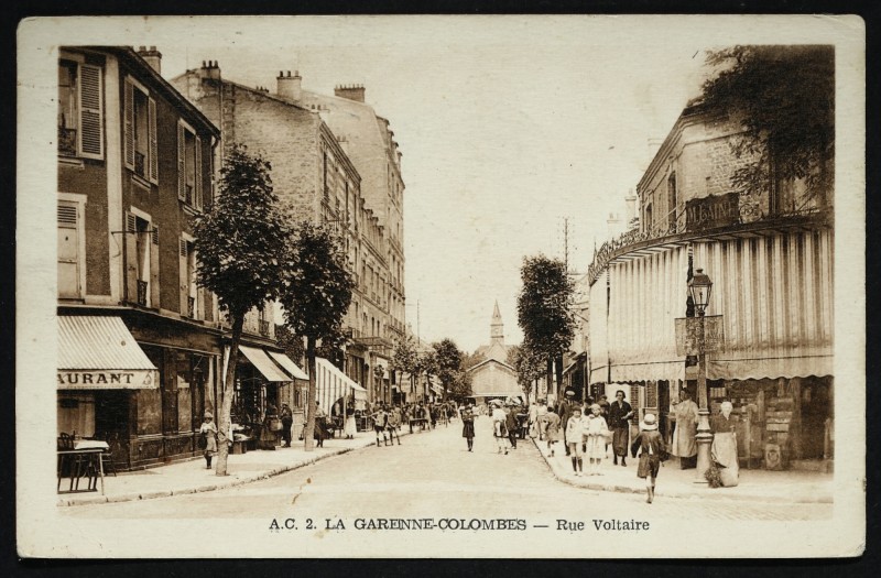 Carte postale ancienne Rue Voltaire à La Garenne-Colombes