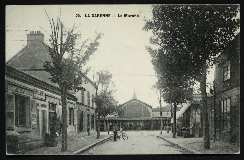 Carte postale ancienne Le Marché à La Garenne-Colombes