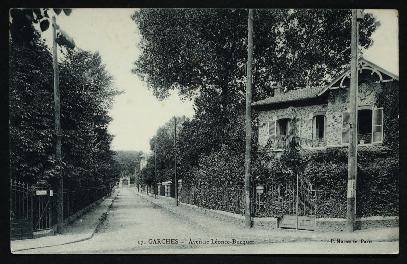 Carte postale ancienne Avenue Léonce-Bucquet à Garches