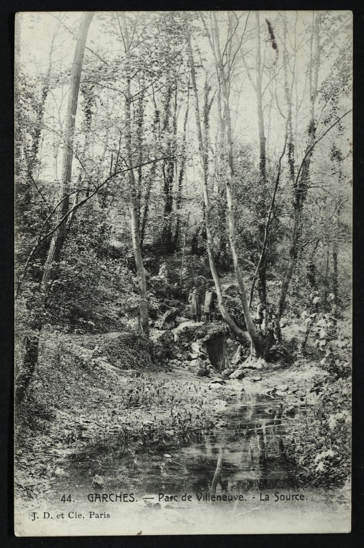 Carte postale ancienne Parc de Villeneuve - La Source à Marnes-la-Coquette
