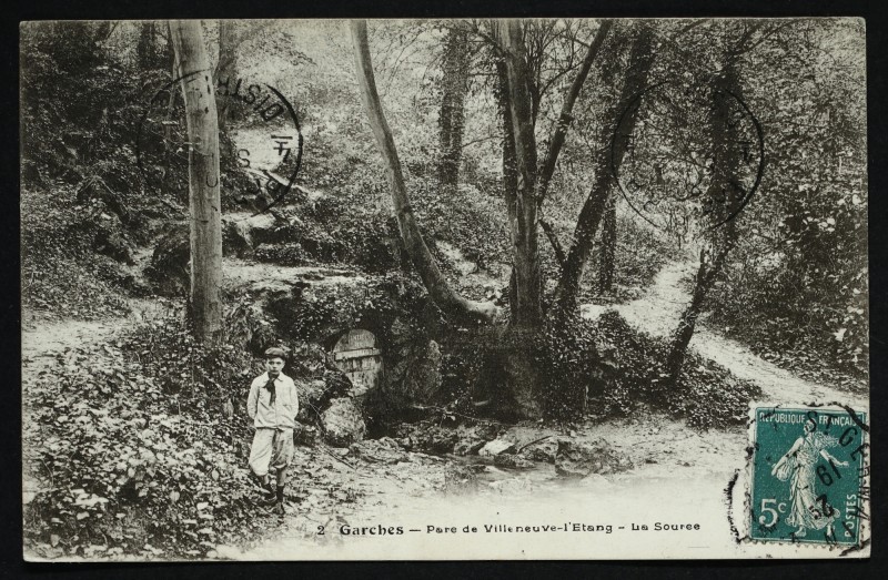 Carte postale ancienne Parc de Villeneuve - l'Etang - La Source à Marnes-la-Coquette