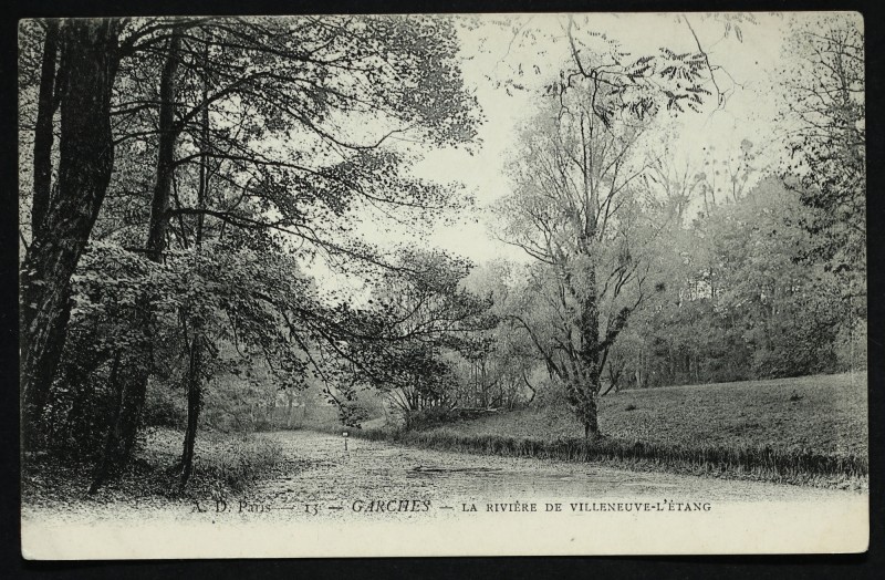 Carte postale ancienne La rivière de Villeneuve - l'Etang à Marnes-la-Coquette