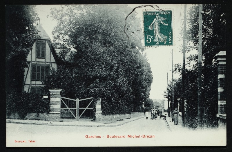 Carte postale ancienne Boulevard Michel-Brézin à Garches