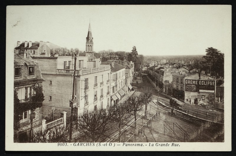 Carte postale ancienne Panorama - La Grande rue à Garches