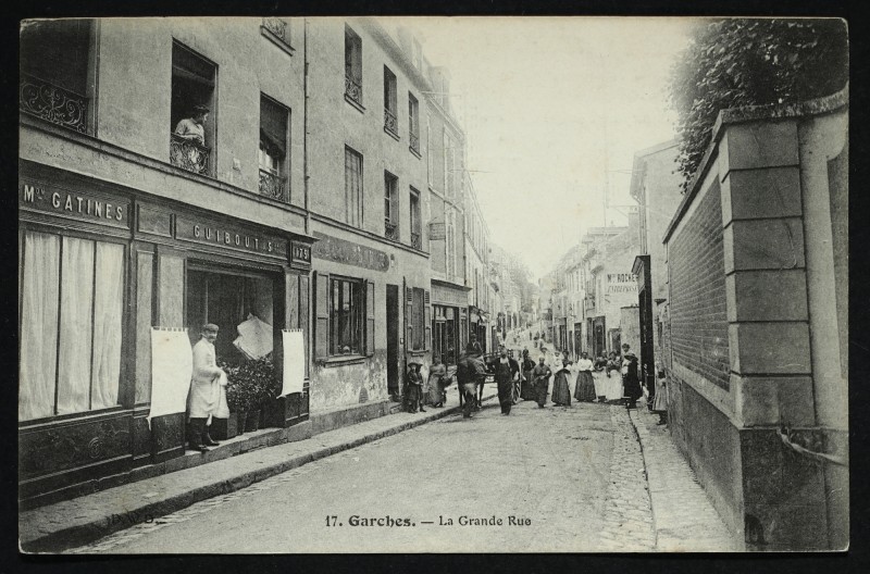 Carte postale ancienne La Grande Rue à Garches