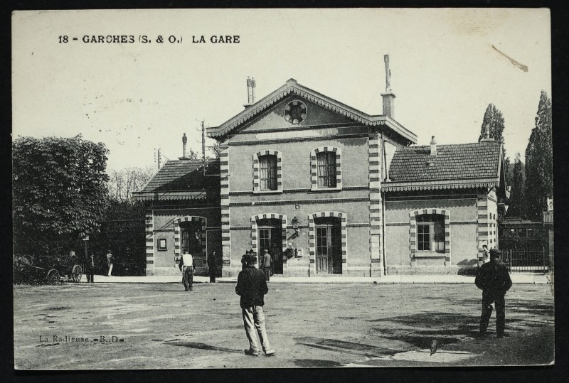 Carte postale ancienne La Gare à Garches