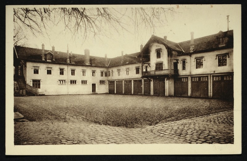Carte postale ancienne L'Institut Pasteur à Garches