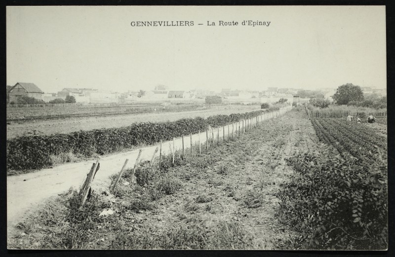 Carte postale ancienne La Route d'Epinay à Gennevilliers