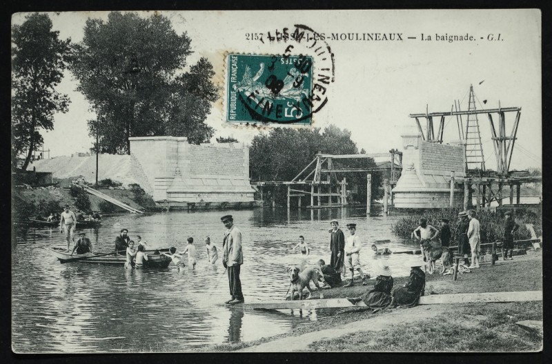 Carte postale ancienne La baignade à Boulogne-Billancourt