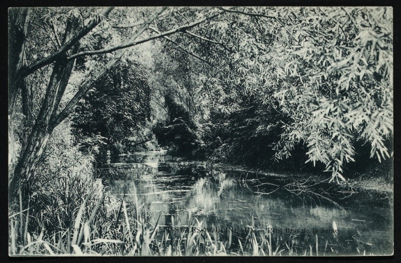 Carte postale ancienne Petit Bras de la Seine à Issy-les-Moulineaux
