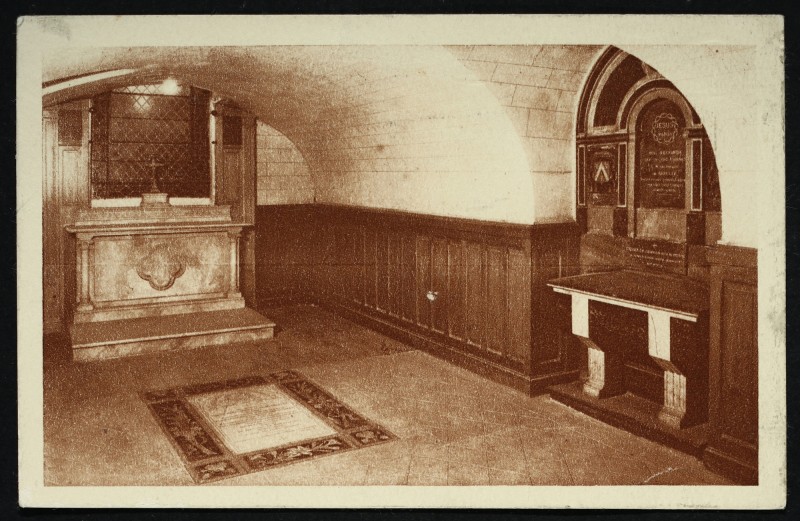 Carte postale ancienne Séminaire Saint-Sulpice - Le tombeau de Paul Seigneret à Issy-les-Moulineaux