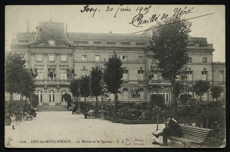 Carte postale ancienne La Mairie et le Square à Issy-les-Moulineaux
