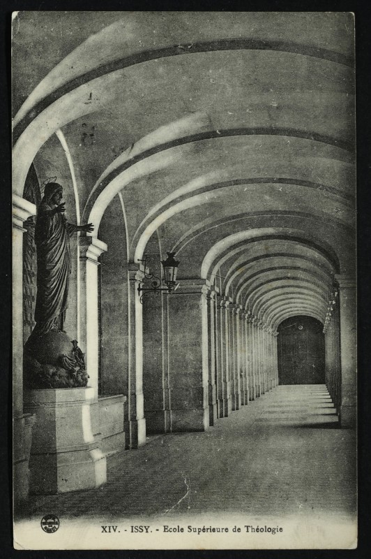 Carte postale ancienne Ecole Supérieure de Théologie à Issy-les-Moulineaux