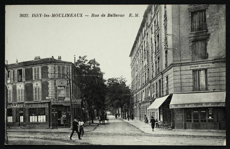Carte postale ancienne Rue de Bellevue à Issy-les-Moulineaux
