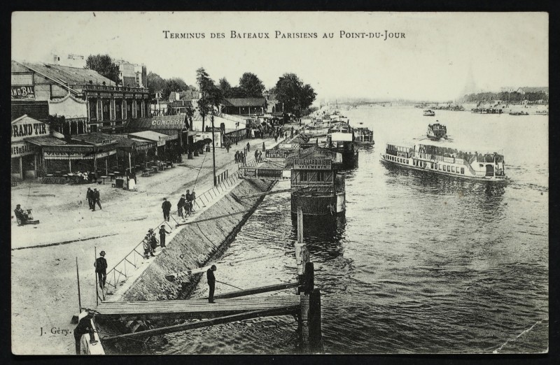 Carte postale ancienne Terminus des Bateaux Parisiens au Point-du-Jour à Issy-les-Moulineaux