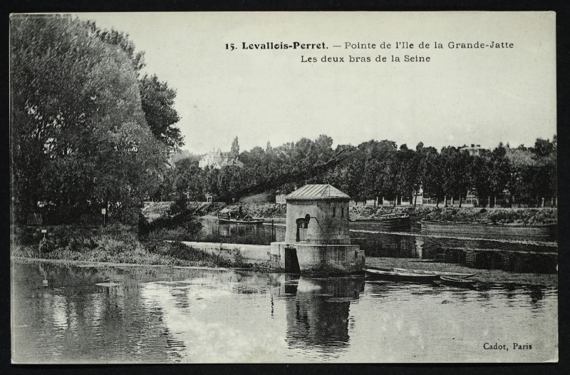Carte postale ancienne Levallois-Perret - Pointe de l'Ile de la Grande-Jatte -Les deux à Levallois-Perret