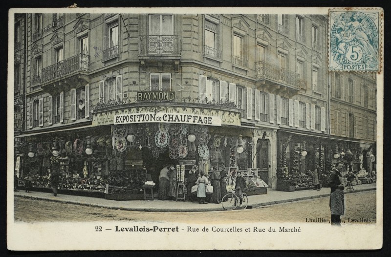 Carte postale ancienne Rue de Courcelles et Rue du Marché à Levallois-Perret