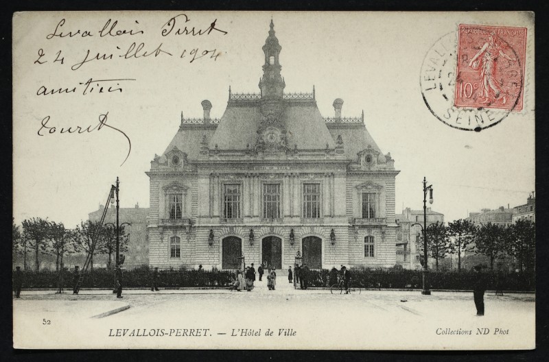 Carte postale ancienne L'Hôtel de Ville à Levallois-Perret