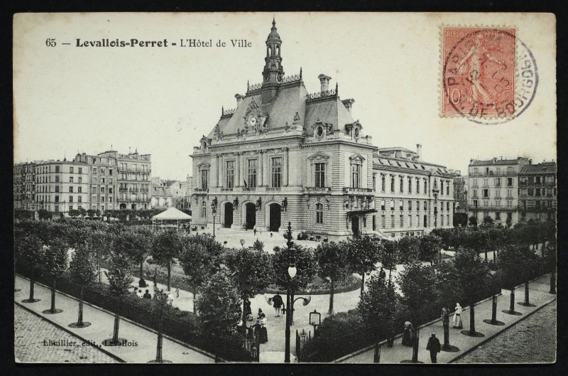 Carte postale ancienne L'Hôtel de Ville à Levallois-Perret