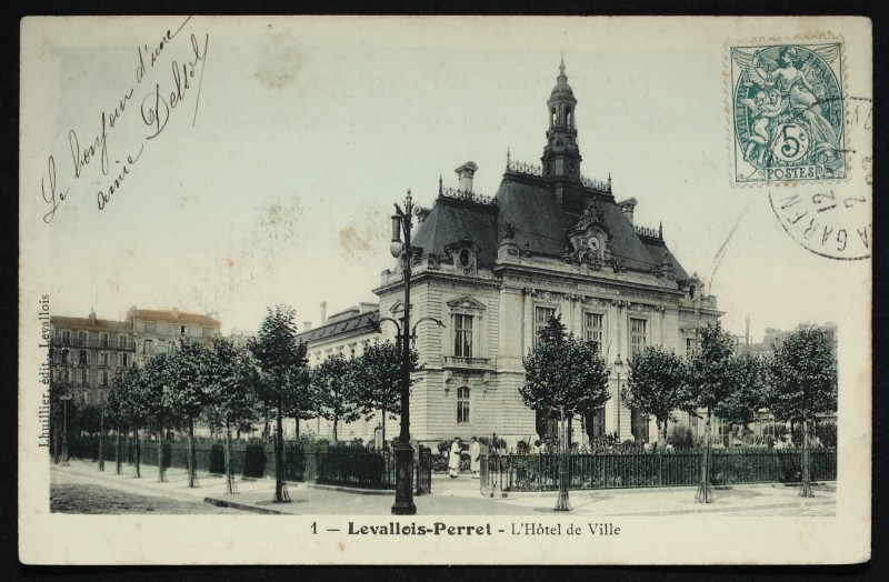 Carte postale ancienne L'Hôtel de Ville à Levallois-Perret