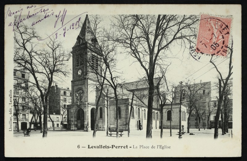 Carte postale ancienne La Place de l'Eglise à Levallois-Perret