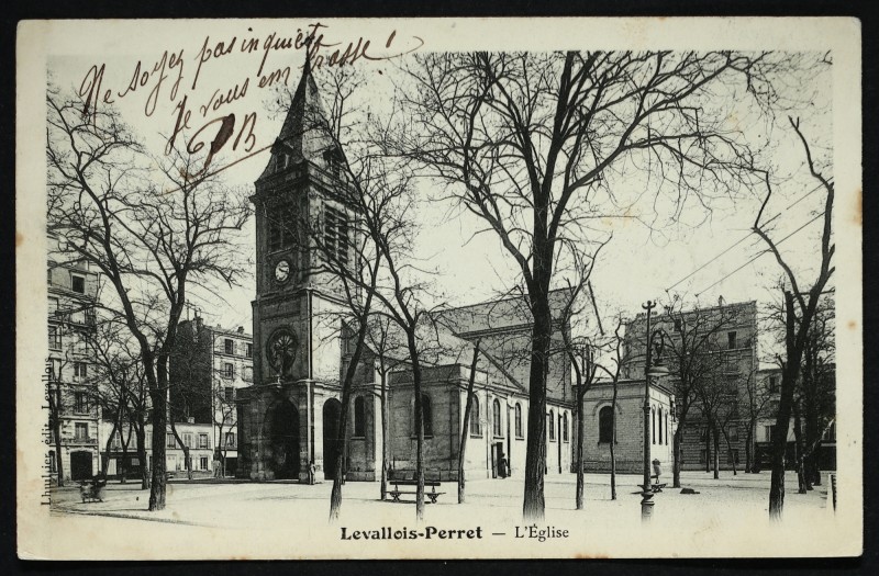 Carte postale ancienne L'Eglise à Levallois-Perret