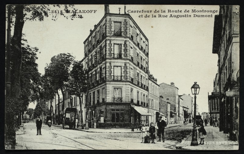 Carte postale ancienne Carrefour de la Route de Montrouge et de la Rue Augustin Dumont à Malakoff