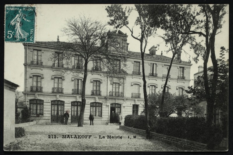 Carte postale ancienne La Mairie à Malakoff