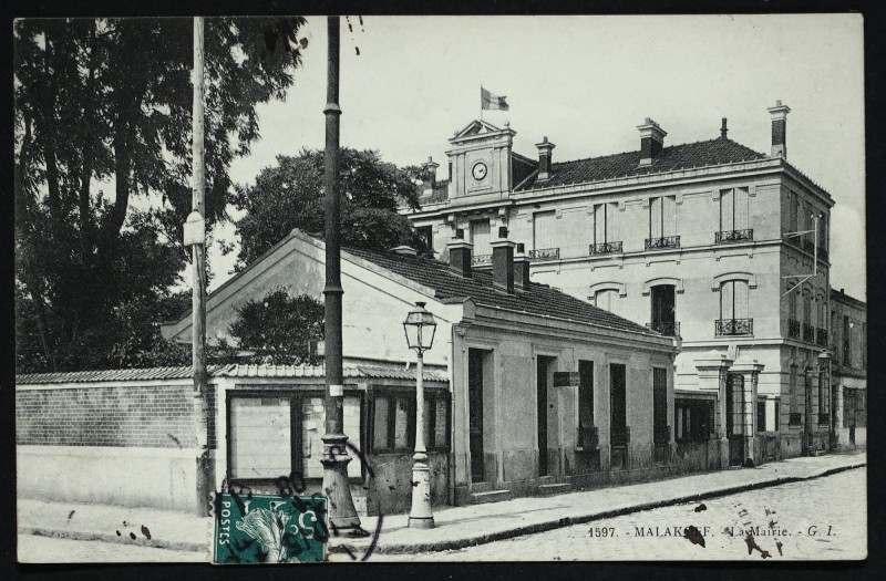 Carte postale ancienne La Mairie à Malakoff